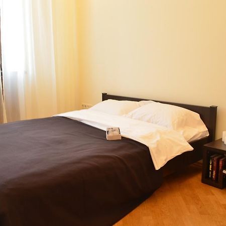 Rentday Apartments - Kiev Bagian luar foto