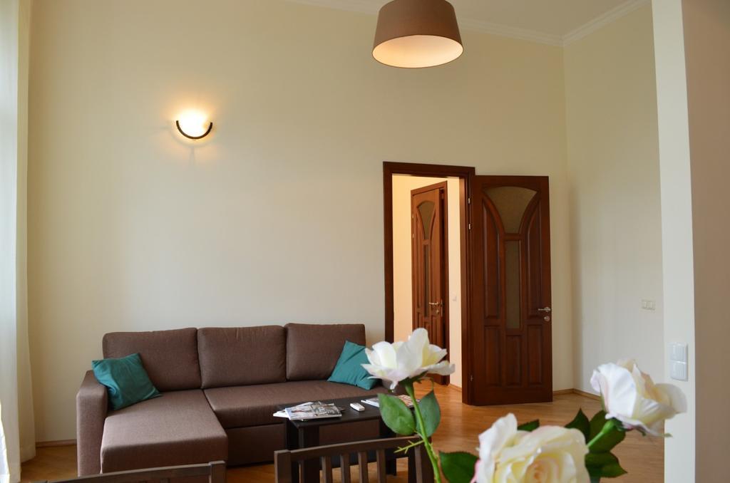 Rentday Apartments - Kiev Bagian luar foto